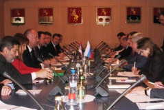 16. april 2013. Delegacija Narodne skupštine u razgovoru sa zvaničnicima Državne dume Ruske Federacije